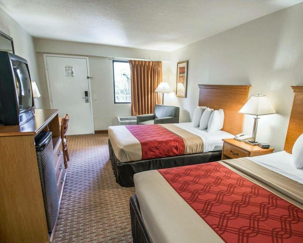 Quality Inn Atlantic Beach-Mayo Clinic Jax Area Exterior foto